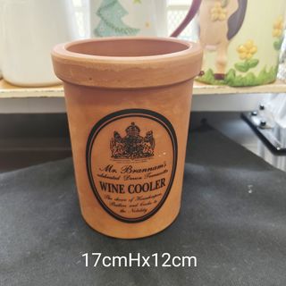 (Category: ) located in . Submitted by fishnchips06 (Listing ID 1463063049, Image 1). Description: .