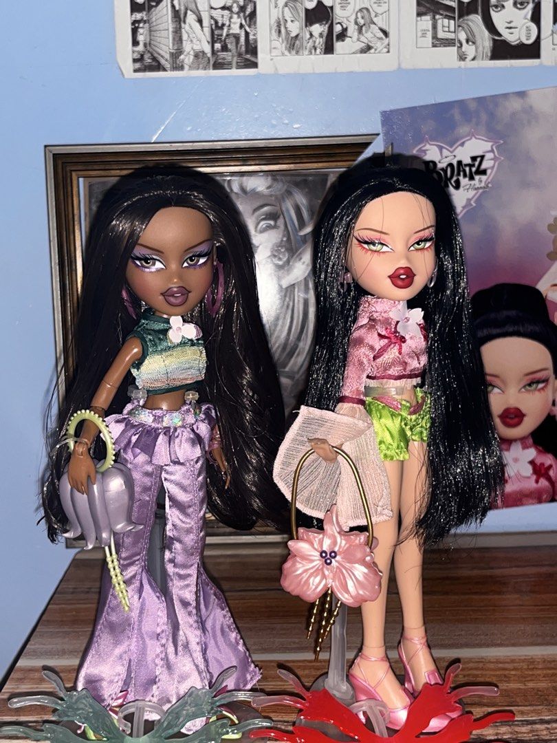 bratz bundle (Category: Kids Toys) located in Digos. Submitted by matchaa_94 (Listing ID 1463037497, Image 3). Description: free sf complete no flaws stand included .