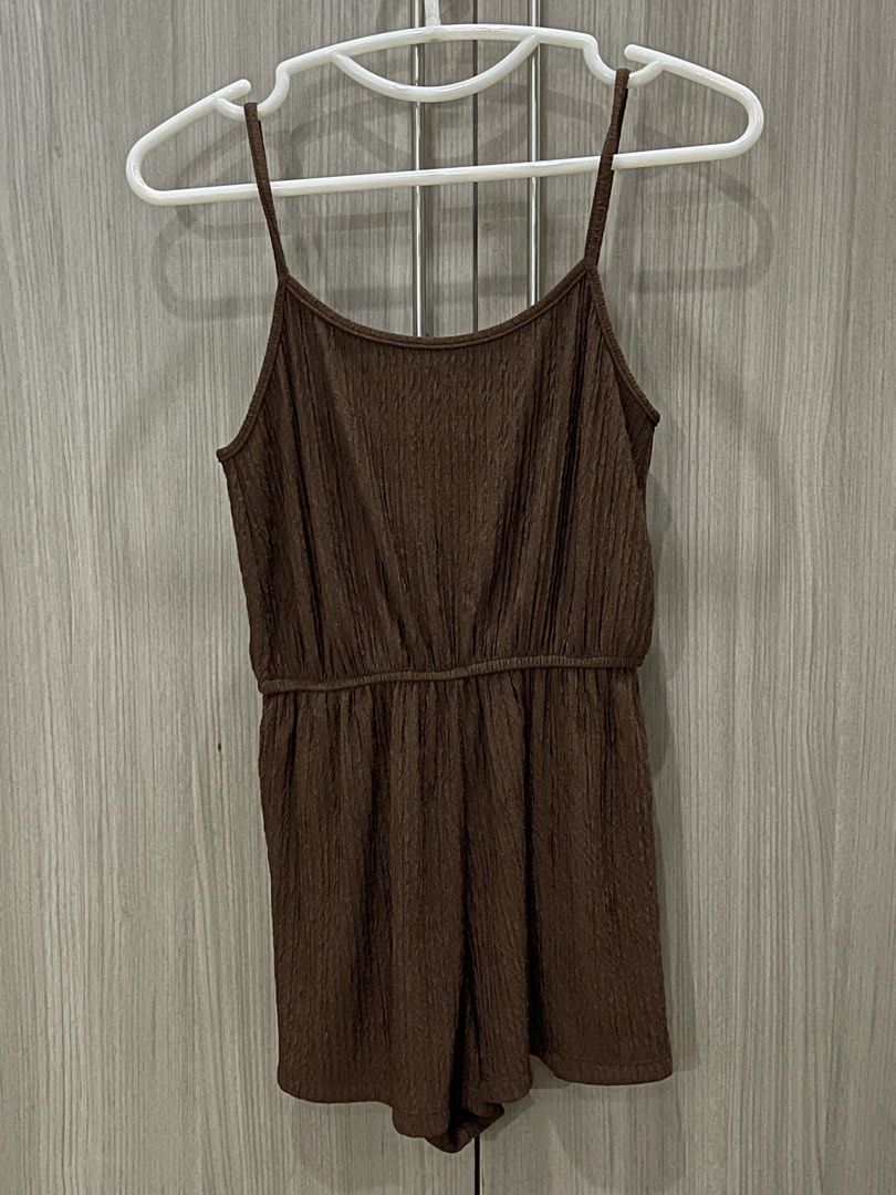 Brown Romper (Category: Rompers) located in Manila. Submitted by shiezzels (Listing ID 1463074196, Image 1). Description: Stretchy fabric Best fit small to medium.