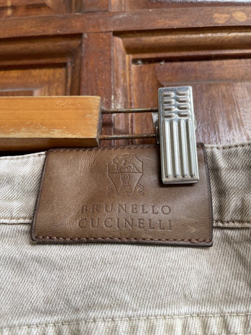 BRUNELLO CUCINELLI PANTS (Category: Jeans) located in Dumaguete. Submitted by Jazpherto (Listing ID 1463057496, Image 3). Description: BRUNELLO CUCINELLI PANTS‼️‼️ 34 waist. 41.5 length leg opening 6.5 *skinny fit condition 9/10 * signs of usage * may butas sa crotch, left leg * BAWAL SA MASELAN * CHECK PICS FOR MORE DETAILS 750+85 shipping fee or offer your best price.
