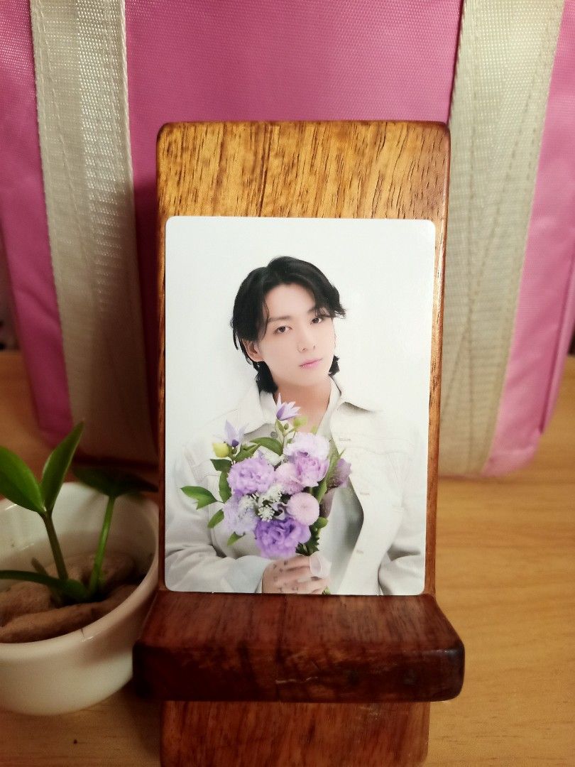 BTS Army Membership Gift (Category: K-Wave Merchandise) located in Muntinlupa City. Submitted by yannaafan (Listing ID 1462902287, Image 1). Description: Official Mint P150 each Mop: gcash/Mari bank Mod: lbc.