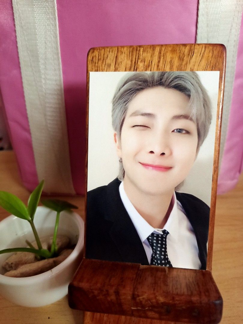 BTS Global Army Membership Gift (Category: K-Wave Merchandise) located in Muntinlupa City. Submitted by yannaafan (Listing ID 1462902612, Image 2). Description: Official Mint P150 each Mop: gcash/maribank Mod: lbc.