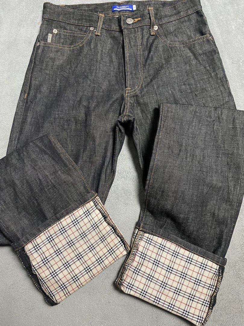 Burberry Blue Label Nova Check Roll-Up Jeans (Category: Jeans) located in Iloilo. Submitted by anything_goesph (Listing ID 1463061807, Image 3). Description: 31 waist 48 inch lenght unroll 7 inch hem 10 inch front rise 11 inch thigh 9.5/10 need wash see photos for details.
