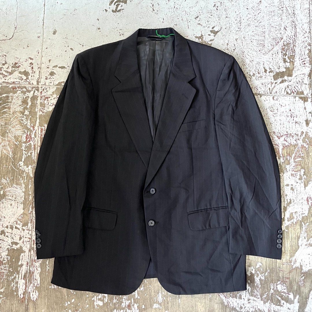 BURBERRY dark gray or black two-button suit jacket with a subtle textured stripe pattern and notched lapels. (Category: Coats, Jackets and Outerwear) located in Iloilo. Submitted by plugsta (Listing ID 1462991606, Image 1). Description: BURBERRY SIZE: M MEASUREMENTS LAID FLAT (IN INCHES): WIDTH: 22 LENGTH: 31 SLEEVE LENGTH: 24 SS: 19 CONDITION: 9/10 FLAW/S: NECKPART .