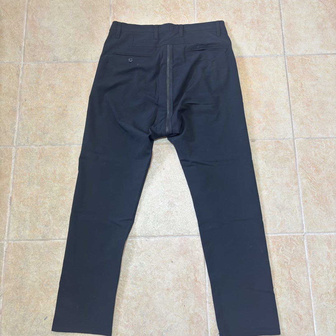 CABANE de ZUCCA Crotch zipper wool-poly blend trousers (Category: Trousers) located in Baguio. Submitted by jimbles_28 (Listing ID 1462977799, Image 2). Description: Tagged size M Waist-32 inches Rise- 15 inches (drop-crotch) Inseam- 27 inches Outseam-39.5 inches Leg opening- 6.5 inches .