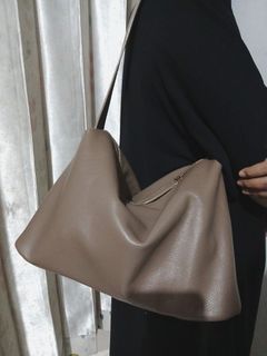 (Kategori: ) berada di . Dikirim oleh barbe.ku (ID iklan 1459289051, Gambar 1). Deskripsi: .