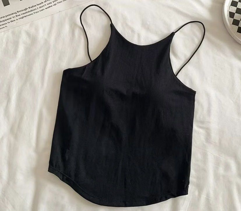Camisole with Bra Pads (Category: Sleeveless) located in Calamba. Submitted by prelovedby_jm (Listing ID 1463030164, Image 1). Description: .