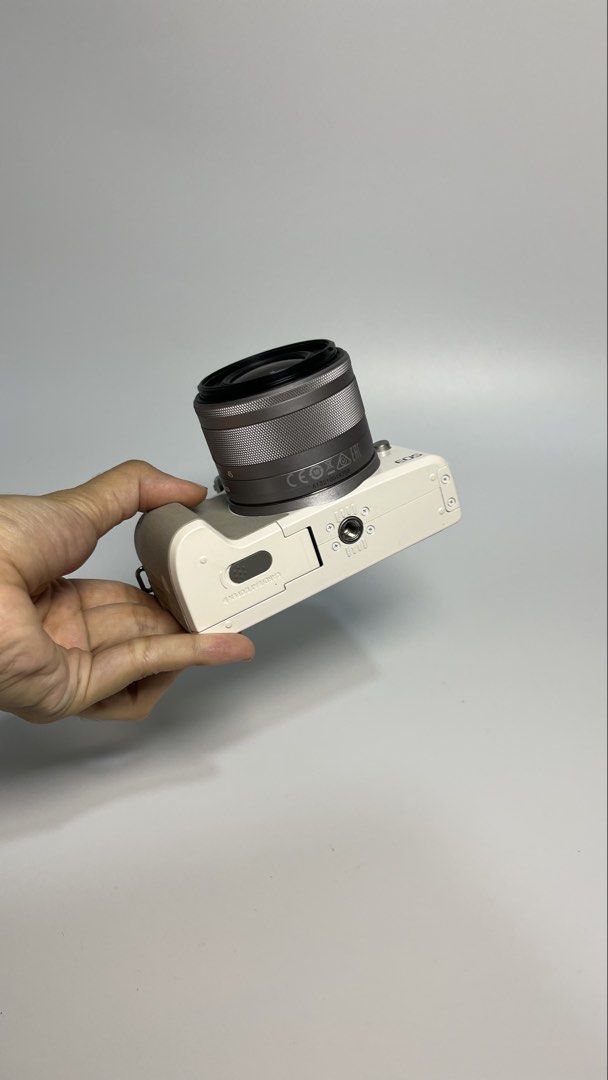 Canon EOS M50 (Category: Cameras) located in Manila. Submitted by galleriakamera (Listing ID 1463085833, Image 2). Description: .