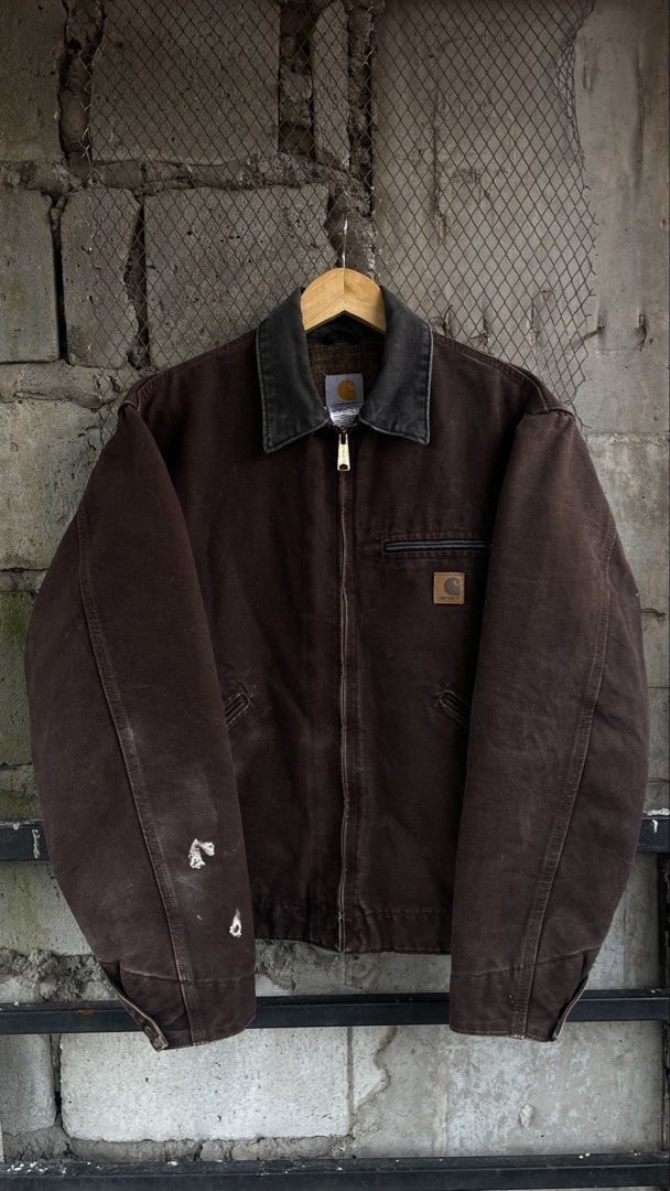 Carhartt Detroit j97 dkb (Category: Coats, Jackets and Outerwear) located in Quezon City. Submitted by gian_klein21 (Listing ID 1462957203, Image 1). Description: CARHARTT DETROIT J97 DKB 2008 SIZE MEDIUM ON TAG 23x25 ₱25,000 ISSUE : last 2 photo, distress and bleach stains on the distress parts. EXCELLENT CONDITION! .