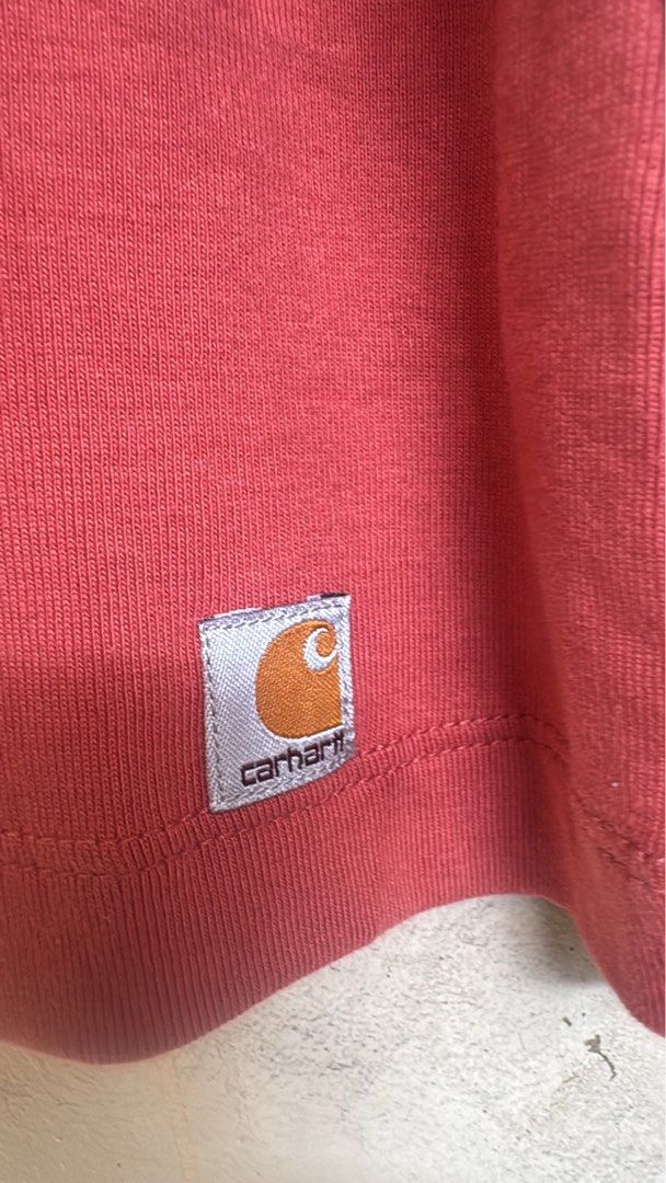 Carhartt Sleeveless Womens (Category: Sleeveless) located in Danao, Cebu. Submitted by welvirinec29053 (Listing ID 1463111141, Image 2). Description: Carhartt sleeveless color rate 10/10 size L dimes 21x25.