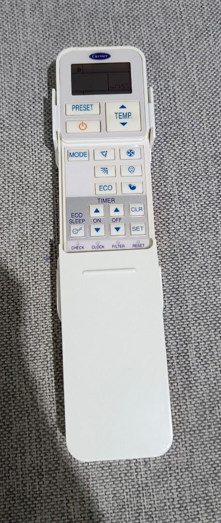 Carrier 2.5HP Inverter Split-Type Aircon Model 42GCVB024-303P (Category: Air Conditioning and Heating) located in Taguig. Submitted by asycollection13 (Listing ID 1463012953, Image 3). Description: ❄️ Carrier 2.5HP Inverter Split-Type Aircon Price: ₱30,000 NEGOTIABLE Selling our Carrier 2.5HP Inverter Split-Type Aircon used in our living area. 📌 Unit Details Brand: Carrier Model: 42GCVB024-303P Type: XPower Inverter Split-Type Capacity: 2.5HP Re