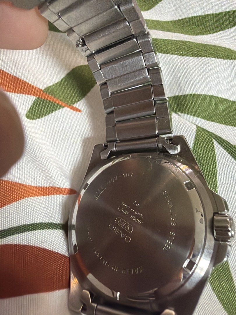 Casio MDV-107D-5AV (Category: Luxury Watches) located in Guagua. Submitted by alcynnslng (Listing ID 1462889730, Image 3). Description: MDV-107D-5AV Japan Movement madalang lang nagagamit.