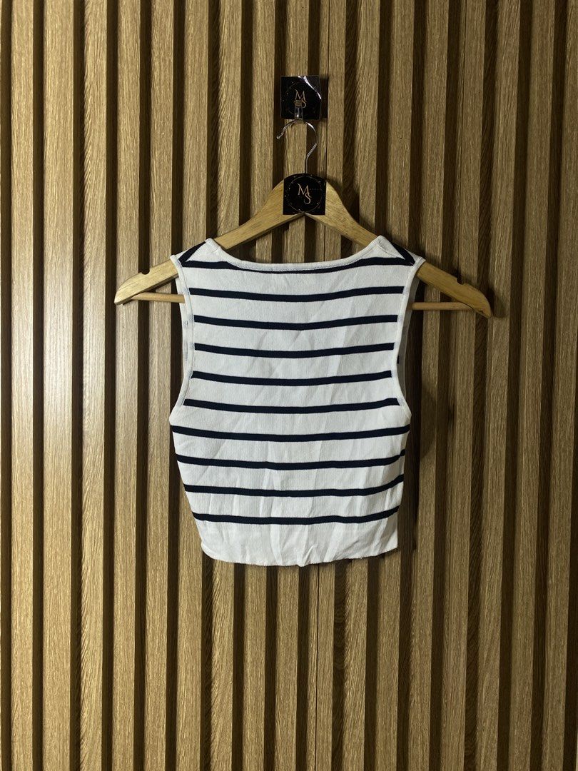 Celine knit tops (Category: Luxury Apparel) located in Davao. Submitted by msthrifted (Listing ID 1462902179, Image 3). Description: Size s-m.