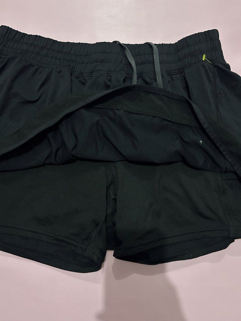 Champion Active Skort (Category: Activewear) located in Manila. Submitted by chen_clybelles (Listing ID 1463062885, Image 2). Description: .