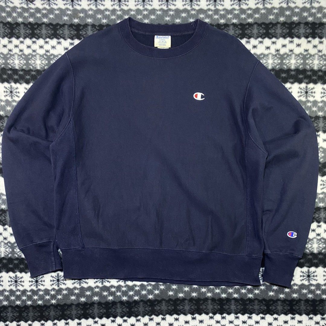 CHAMPION VINTAGE (Category: Hoodies) located in General Santos City (Dadiangas). Submitted by nokkie_thrift (Listing ID 1463106380, Image 1). Description: Vintage 80 Champion Reverse Weave Excellent condition as new Colora rate 10/10 Dimes 24.5x28.5 Sleeve 26.5 No issue.
