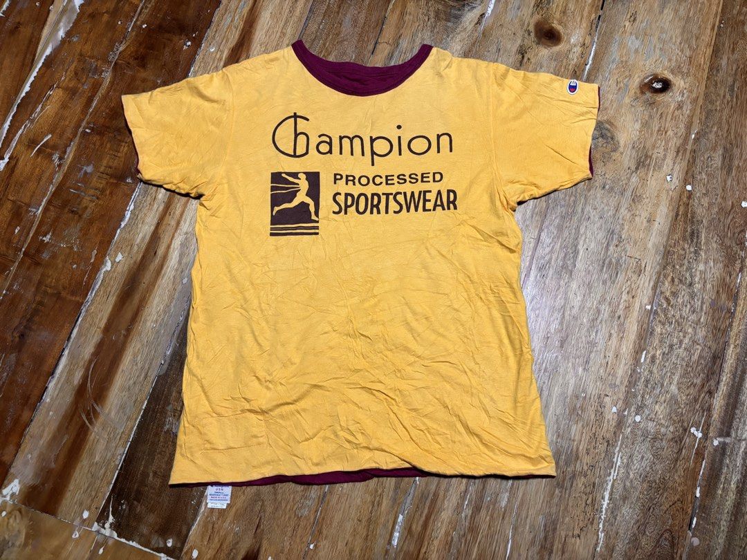 Champion vintage reversible tee (Category: Tshirts & Polo Shirts ) located in Cagayan de Oro. Submitted by kirkwax_4 (Listing ID 1462929013, Image 1). Description: Champion vintage reversible processed sportswear Small/medium frame (19x25) Verygood condition No issue Solid neto 1.5k.