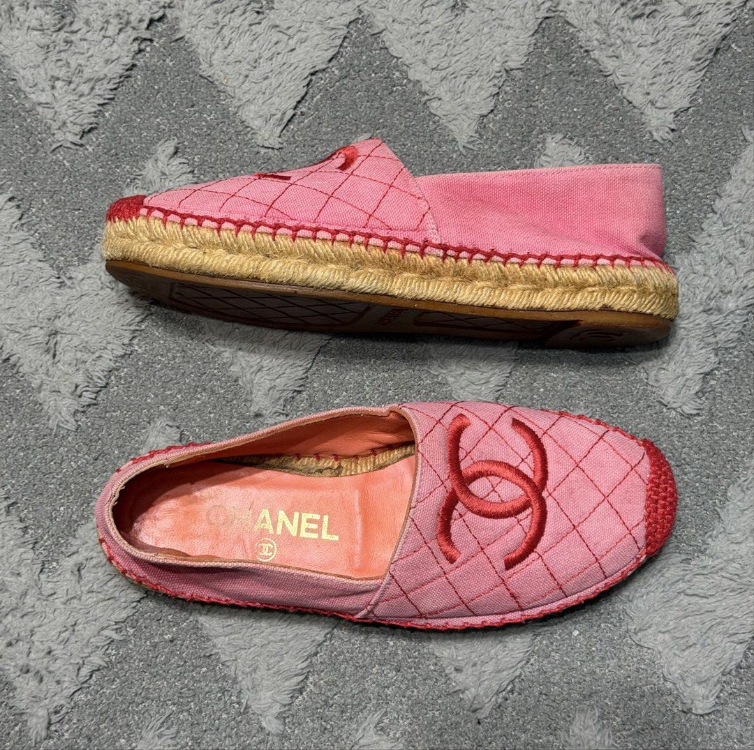 Chanel - Pink Quilted Canvas CC Logo Espadrilles (Category: Flats & Sandals) located in Cavite. Submitted by commoncourtesy (Listing ID 1463101496, Image 3). Description: Size 36.