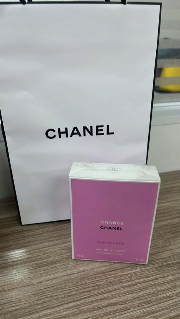 Chanel Chance Eau Tendre Eau De Toilette 50ml (Category: Fragrance & Deodorants) located in Quezon City. Submitted by grageda.geoff (Listing ID 1463004341, Image 1). Description: CHANEL Chance Eau Tendre EDT 50ml 🌸 Selling: CHANEL Chance Eau Tendre Eau de Toilette 50ml 📦 Brand new / sealed 💗 Original CHANEL packaging ✨ 50ml / 1.7 FL. OZ. PM me for inquiries or additional photos. 😊 - Comes in original packaging - Made in France - Ideal for eve