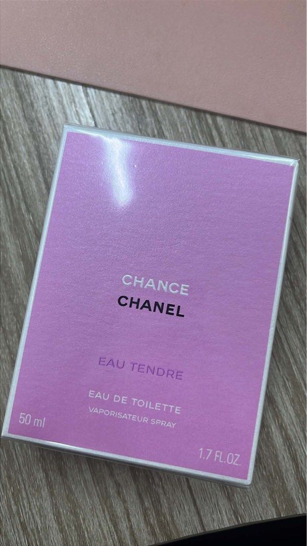 Chanel Chance Eau Tendre Eau De Toilette 50ml (Category: Fragrance & Deodorants) located in Quezon City. Submitted by grageda.geoff (Listing ID 1463004341, Image 3). Description: CHANEL Chance Eau Tendre EDT 50ml 🌸 Selling: CHANEL Chance Eau Tendre Eau de Toilette 50ml 📦 Brand new / sealed 💗 Original CHANEL packaging ✨ 50ml / 1.7 FL. OZ. PM me for inquiries or additional photos. 😊 - Comes in original packaging - Made in France - Ideal for eve