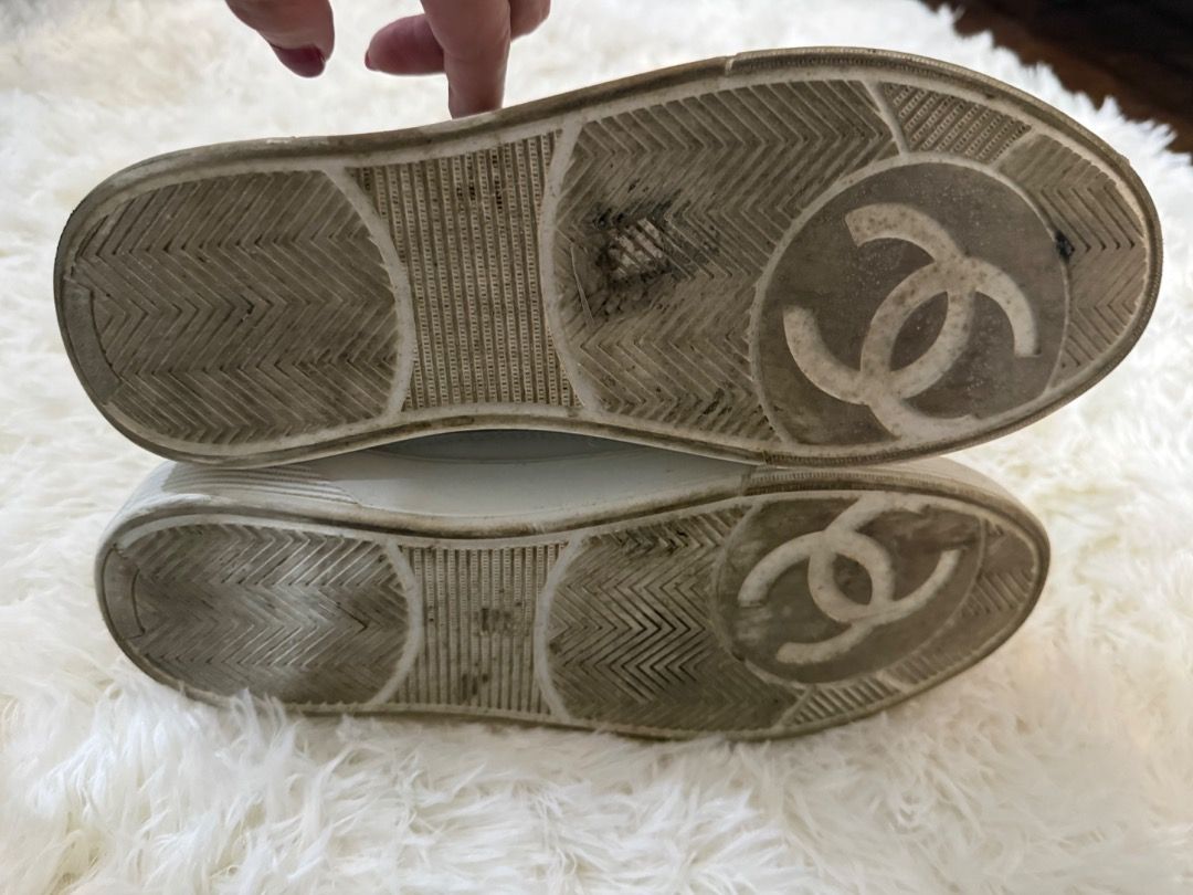 Chanel White Leather CC Logo Sneakers (Category: Sneakers) located in Quezon City. Submitted by ilabluxe (Listing ID 1462894881, Image 3). Description: - Authentic Chanel sneakers - will fit size 38 womens - White leather with iconic CC logo - Perforated toe box detail - White laces - Interior Chanel branding - Model number: W G45079 - just used once because a little small for me 100% Authentic or money back guarantee.