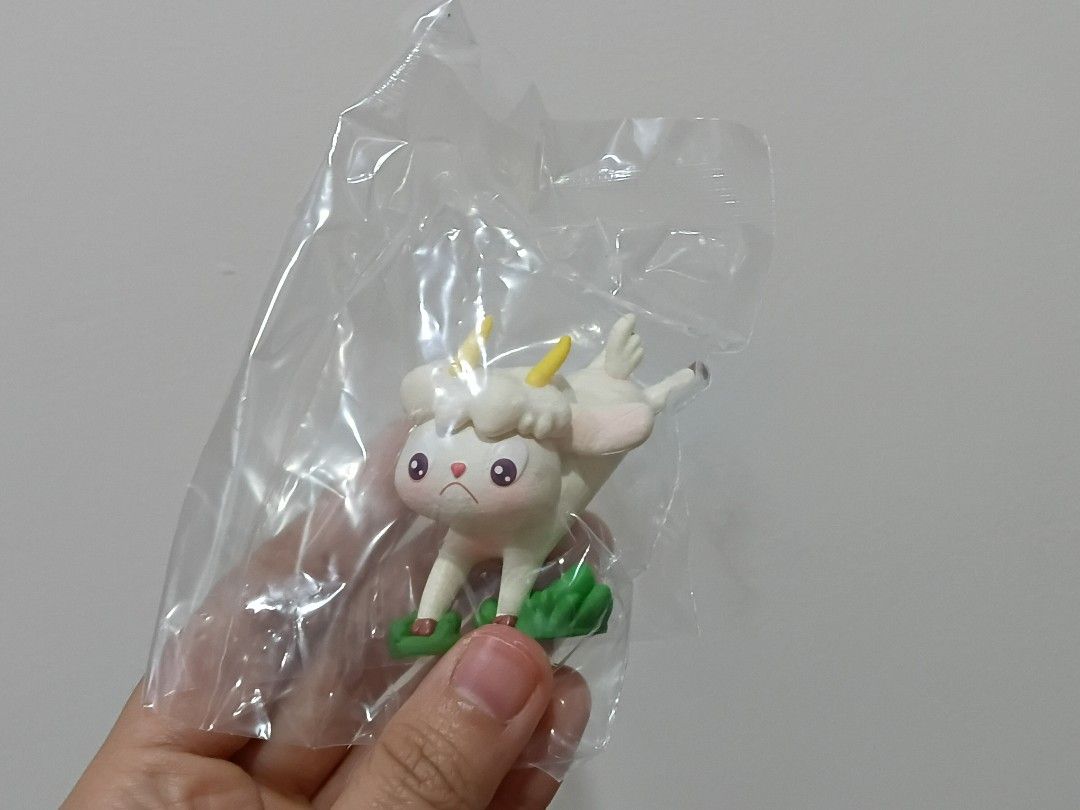 Chen Wei Ting Gashapon (Category: Designer & Blind Box Toys) located in Quezon City. Submitted by pattyyappp (Listing ID 1462300862, Image 2). Description: .