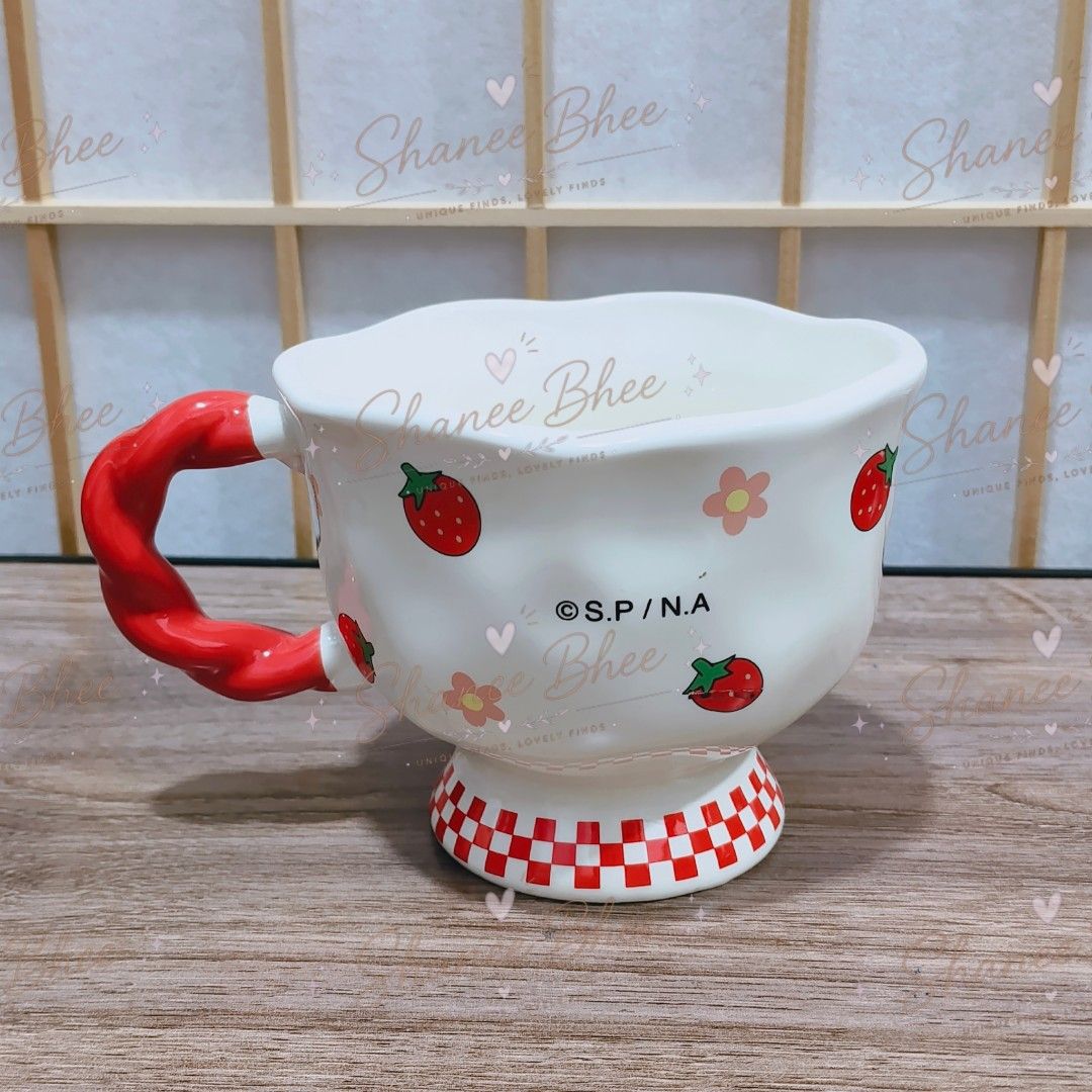 Chibi Maruko Nyan (Category: Coffee & Tea Tableware) located in Bontoc. Submitted by shaneebhee (Listing ID 1462966826, Image 2). Description: Brandnew without OWN box.