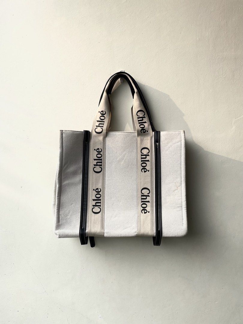 Chloé Woody Tote Bag (Category: Luxury Bags & Wallets) located in Butuan. Submitted by prestigephilippines (Listing ID 1462919230, Image 1). Description: Authentic Excellent condition Minor sign of use Shipping worldwide 🌍.