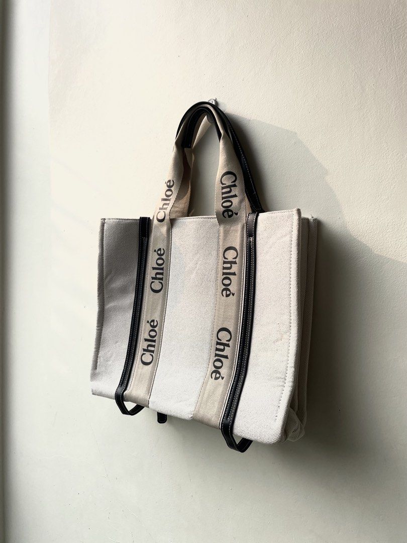 Chloé Woody Tote Bag (Category: Luxury Bags & Wallets) located in Butuan. Submitted by prestigephilippines (Listing ID 1462919230, Image 2). Description: Authentic Excellent condition Minor sign of use Shipping worldwide 🌍.