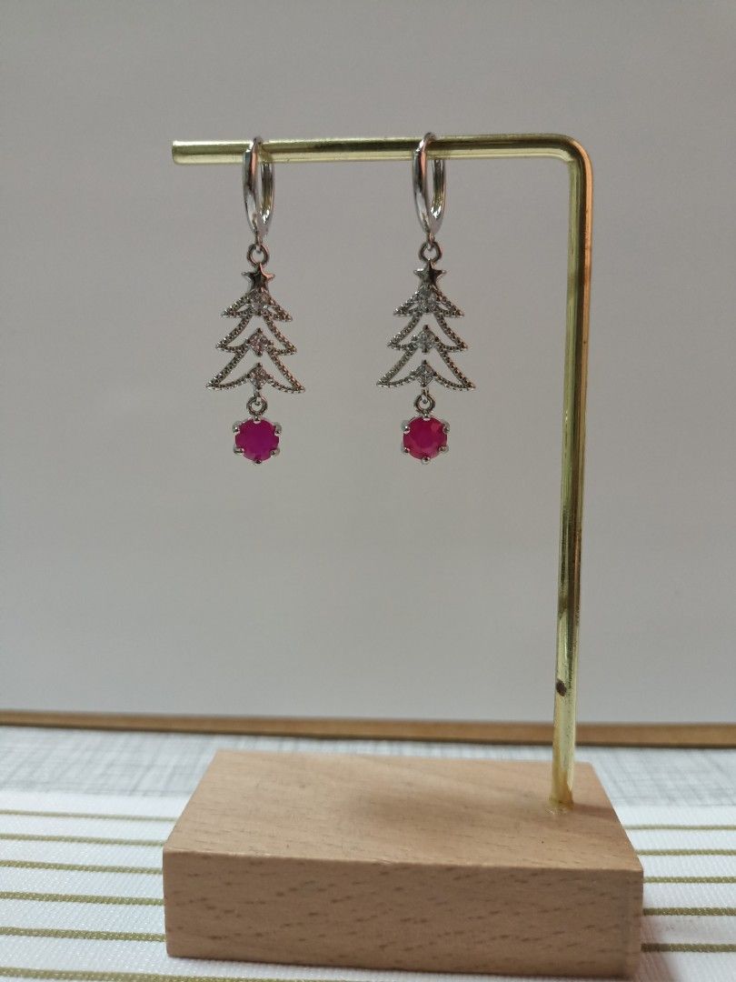 Christmas Tree Earrings with Ruby Gemstones (Category: Earrings) located in Iloilo. Submitted by trinketsandtreasures.ph (Listing ID 1463051396, Image 1). Description: - Cute Christmas tree dangling earrings with ruby - Hangs from silver hoops - Ideal for the holiday season or as a fun accessory - Makes a great gift idea! MOP: Gcash/ Mayawallet Shipping through LBC .
