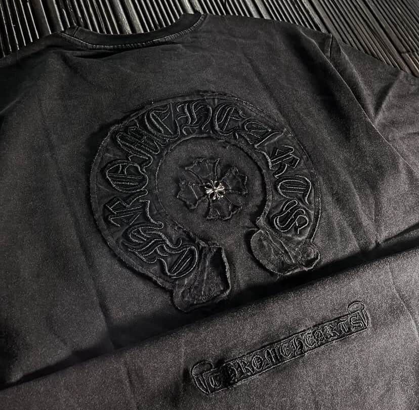 CHROME HEARTS WASHED SHIRT (Category: Tshirts & Polo Shirts ) located in Caloocan City. Submitted by sijeyyy9320 (Listing ID 1463025349, Image 3). Description: CAN DO JNT, LALAMOVE OR MEETUP (if around south*/ malabon – caloocan kayo).