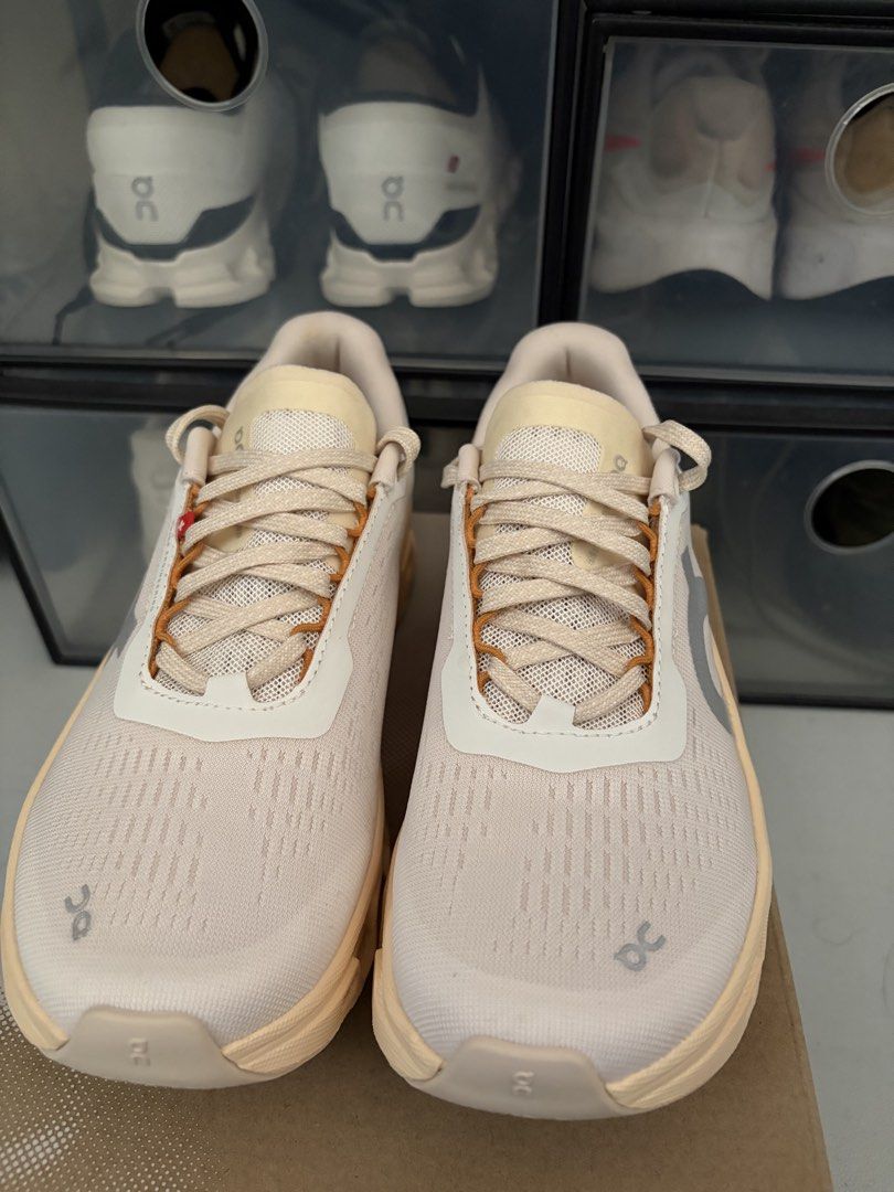 Cloudmonster 1 Dew Blonde (Category: Sneakers) located in Makati City. Submitted by mmry1214 (Listing ID 1462946114, Image 1). Description: For sale only Cloudmonster 1 Dew Blonde Brandnew fitted only 6000php negotiable Size 6womens Got it from Mark My Sole RFS: hindi bagay kay misis 📍Guadalupe Nuevo, Makati City.