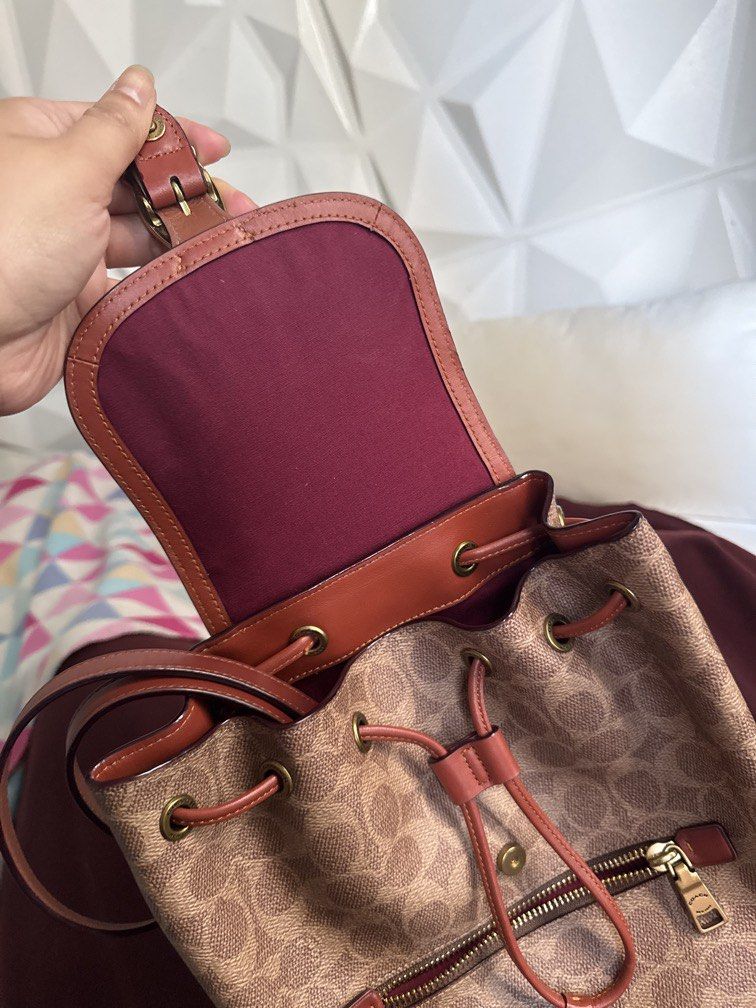 Coach Backpack Canvass Leather (Category: Backpacks) located in Manila. Submitted by ganned (Listing ID 1462987636, Image 2). Description: Authentic Coach Backpack in Canvass Leather In great condition, like new. Photos are actuals. Complete inclusion with box and dustbag.
