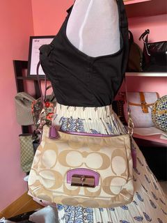 (Category: ) located in . Submitted by bella.ken.varietystore (Listing ID 1462952322, Image 1). Description: .