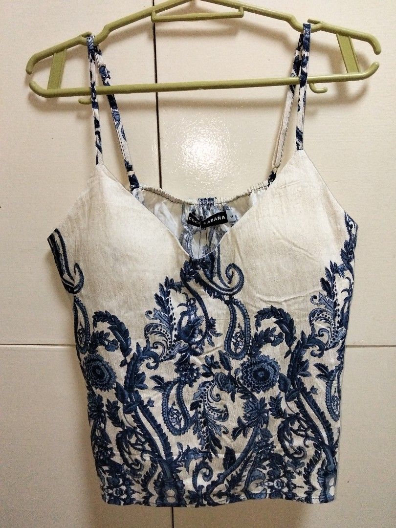 Coco Cabaña camisole top (Category: Sleeveless) located in Tanza. Submitted by dprelovedspace (Listing ID 1462984935, Image 1). Description: Brand New Padded Top with adjustable strap Size: Medium Original price: 699.