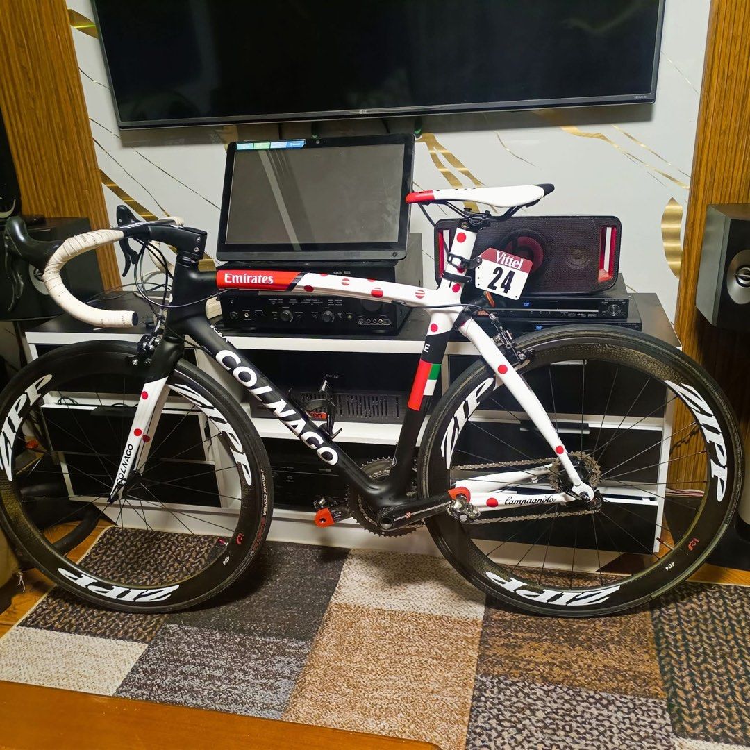 Colnago Bike (Category: Bicycles) located in Quezon City. Submitted by supermom14 (Listing ID 1463011787, Image 1). Description: Specks Colnago clx Group set. 11 speed/ super record 6kilos plus Zipp 404 made in us Fizzik saddle Internal cable No scratches and dents 10/10 Medium size Good for 5’9 to 6 RfS. Owner leaving soon!.