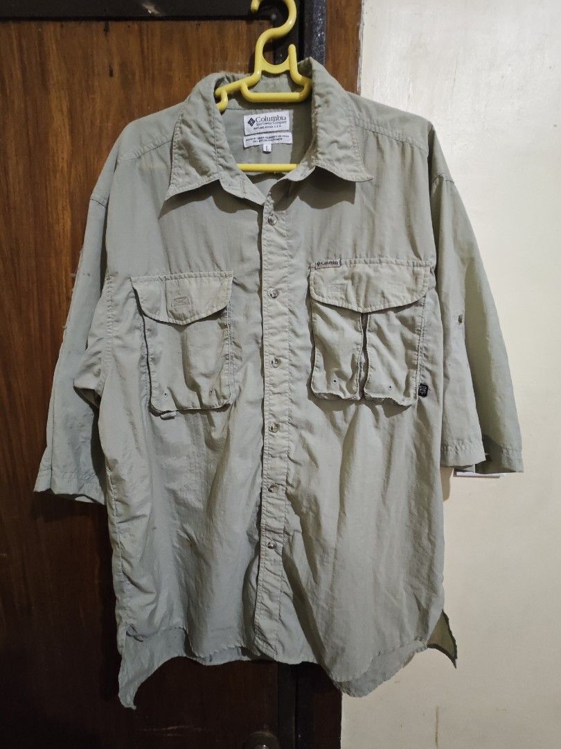 Columbia Trekking Polo (Category: Activewear) located in Agoo. Submitted by ericmadar (Listing ID 1462971391, Image 3). Description: Columbia Omnishade and Columbia GRT Trekking Polo. Selling as pack for 800 only or 450 each. Large Size W 22in L 29in.