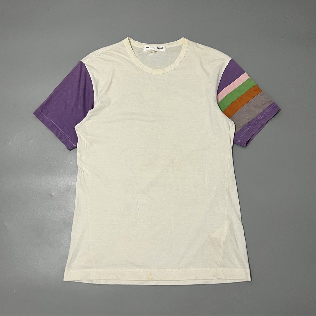 COMME DES GARCONS SHIRT (Category: Tshirts & Polo Shirts ) located in Cavite. Submitted by asianluxe (Listing ID 1462964554, Image 1). Description: Comme Des Garcons shirt Flat measurements! Length:29 inches Armpit to armpit:20 inches Sleeve:8.5 Shoulder to shoulder:18 inches Guaranteed authentic Good condition Flaw: stain need wash!.