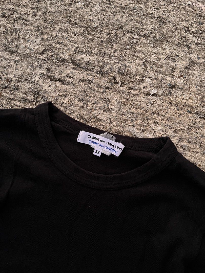Comme des Garçons Black Long Sleeve (Category: Tshirts & Polo Shirts ) located in Quezon. Submitted by _sprezzatura (Listing ID 1463013154, Image 3). Description: Comme des Garçons Black Long Sleeve Size XS on tag Dimensions: Pit to pit - 16” Length - 23” Sleeve - 23” Shoulder - 13.75” Hem - 16.5” Excellent condition No issue Note: Feel free to ask questions before purchasing .