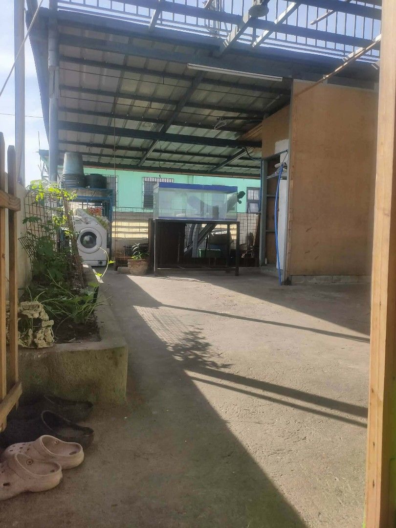 Commercial House & Lot (Category: House & Lot) located in Pasig City. Submitted by shopwithxandra (Listing ID 1463115934, Image 3). Description: Commercial House & Lot 72 sqm 4 storey 📍Antipolo City.