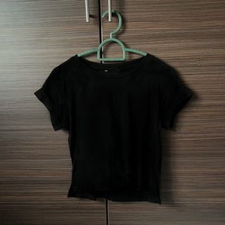(Category: ) located in . Submitted by clothes4salemy (Listing ID 1463022477, Image 1). Description: .