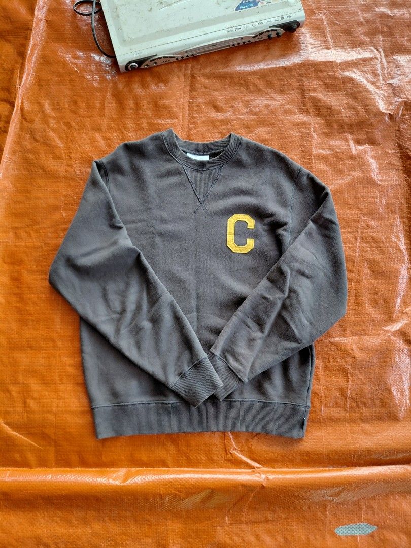 Mixed Covernat sweaters/jackets (Read Descripton) (Category: Coats, Jackets and Outerwear) located in Iligan City. Submitted by kishy.d (Listing ID 1463086055, Image 1). Description: mixed covernat sweaters/jackets pm for specific detail of each photo. price ranges from 400-500 each. all in good condition size is in inches Picture 1 size: 19 width, 24 length Picture 2 size: 20 width, 26 length Picture 3 size: 20.5 width, 26.5 length Picture 4 siz