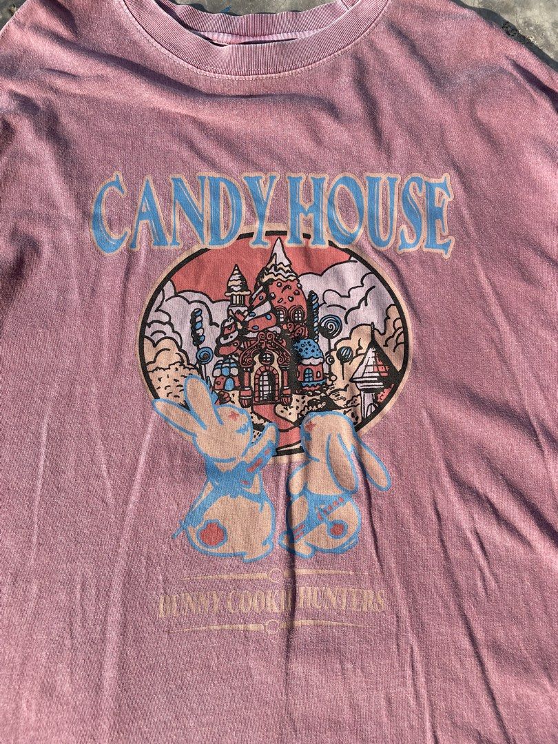 CPGNSTUDIO CANDY HOUSE TEE (Category: Tshirts & Polo Shirts ) located in Tagum. Submitted by yj-repethrift (Listing ID 1462981278, Image 2). Description: Dimes : 24x28 Condition : Great Condition Color Rate : 9/10 Issue : No issue Need Wash.