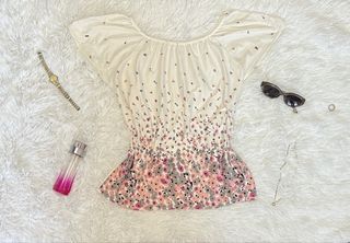 (Category: ) located in . Submitted by love_clothies (Listing ID 1462897213, Image 1). Description: .