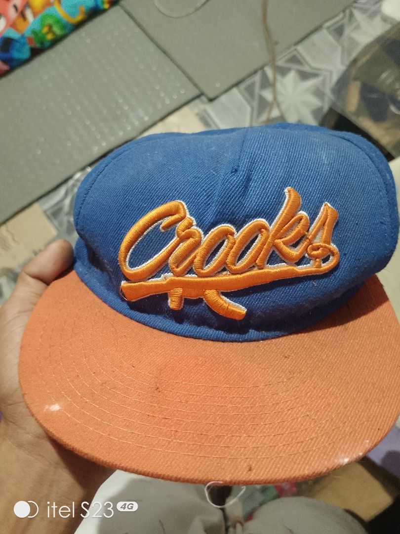 Crooks orig vintage cap (Category: Caps & Hats) located in Caloocan City. Submitted by grandwolf_8a9c50 (Listing ID 1463081936, Image 1). Description: need lang pa linis.