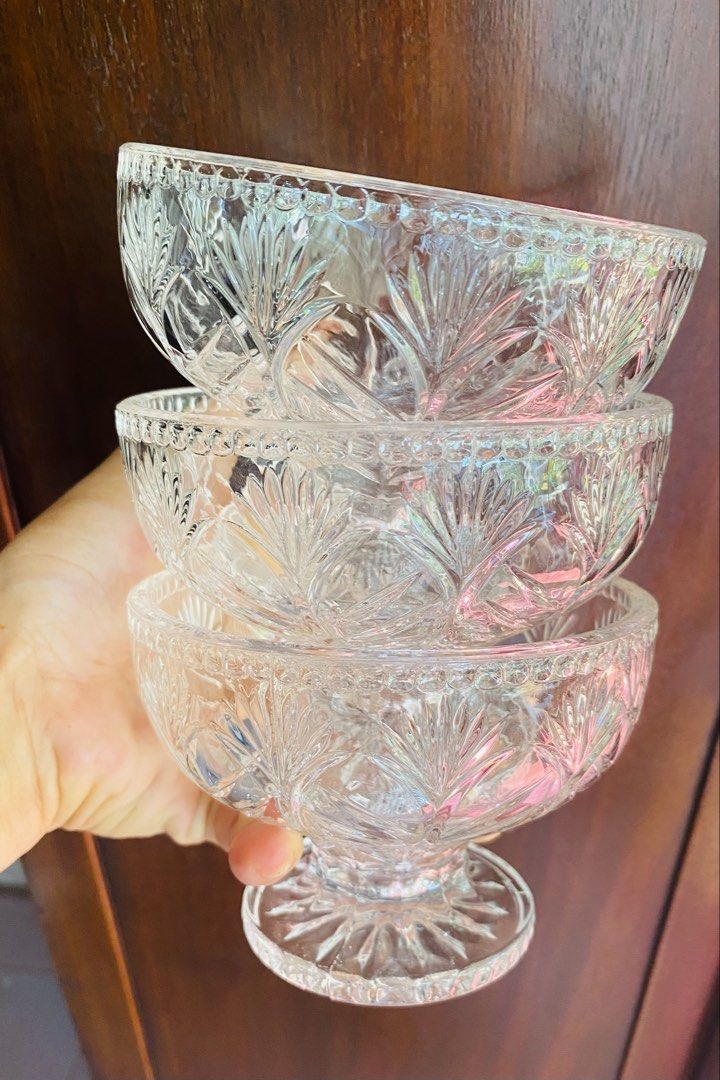 Crystal ice cream glass (Category: Other Kitchenware & Tableware) located in Dapitan. Submitted by clarisasan19348 (Listing ID 1462887762, Image 1). Description: .