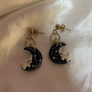 (Category: ) located in . Submitted by galaxy.craze (Listing ID 1462980949, Image 1). Description: .