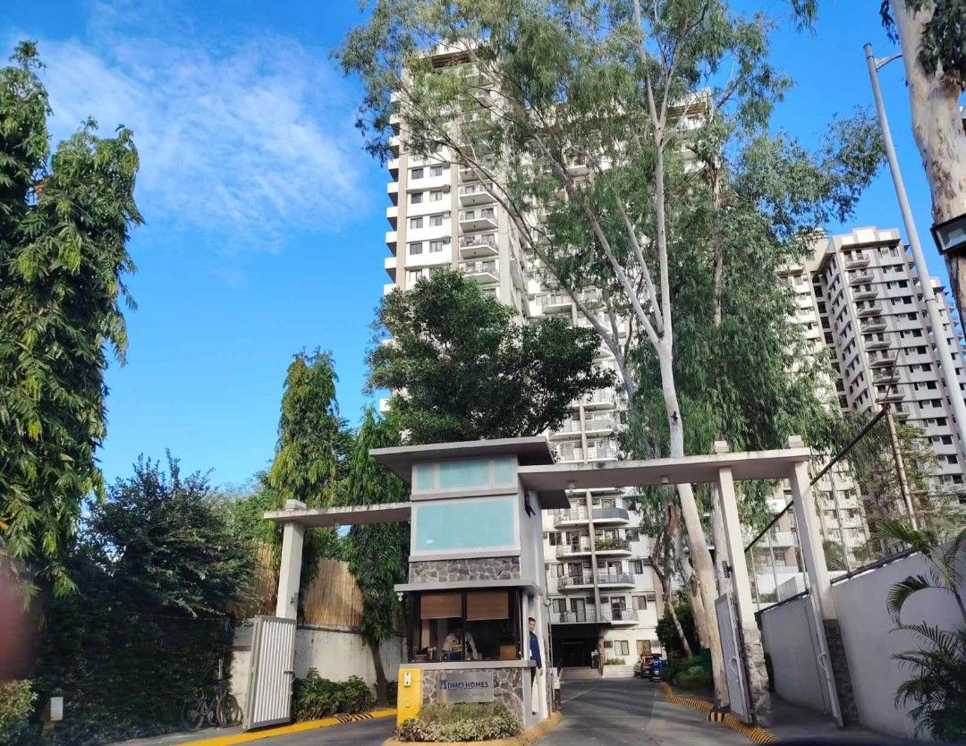 Cypress Tower Unit for sale (Category: Construction & Building Materials) located in Makati City. Submitted by khiemmy (Listing ID 1462909246, Image 1). Description: Cypress Condominium Unit for sale 24 sqm Studio type Along C5 Road Near Mckinley Hills Near BGC Near Naia Terminal Near SLEX,Cavitex 3mil. Negotiable for cash buyer Open for financing with 20% dp Open for Pagibig with 20% dp Open for viewing Schedule Perfect for investment! Thank you