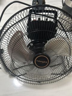 （分類：）位於 。 由 the_mint_outlet_370 提交（商品編號 1462925154，圖片 1）。簡介： 。