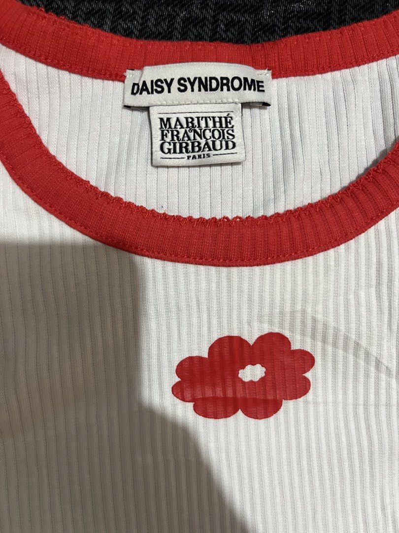 Daisy Syndrome x Marithe Francois (Category: Blouses) located in Davao. Submitted by rel18 (Listing ID 1462898108, Image 2). Description: Collab Marithe Francois x Daisy Syndrome Small Orig Excellent.