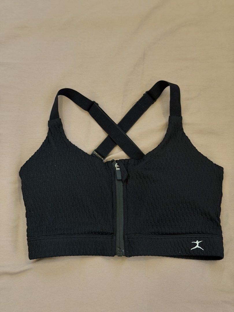 Danskin Black Textured Front Zip Sports Bra (Category: Activewear) located in Bulacan. Submitted by preloved_bygrace (Listing ID 1462985253, Image 1). Description: - Brand: Danskin - Color: Black - Material: Textured fabric - Closure: Front zip for easy wear - Straps: Criss-cross back design Note: Color may vary due to lighting. RFS: decluttering, need funds *Buyer shoulders the SF (J&T or Lalamove) **Can offer discounts if you get 2 or more item